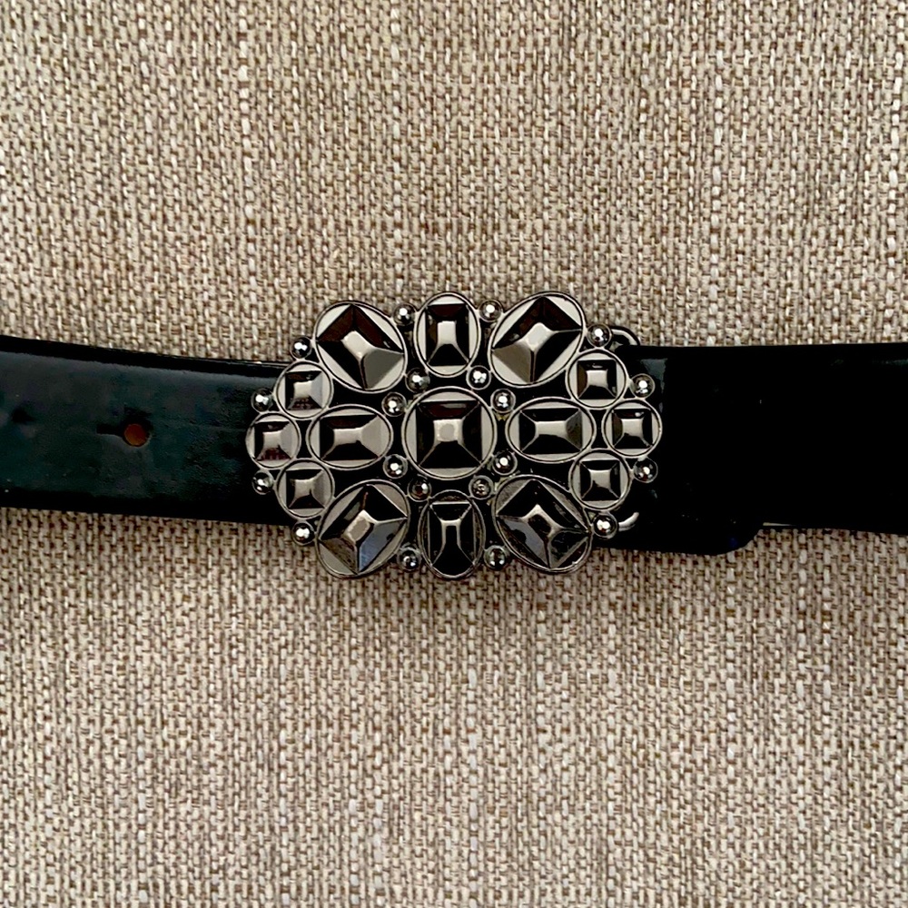 Black/Dark Grey Flower Belt Size M/L